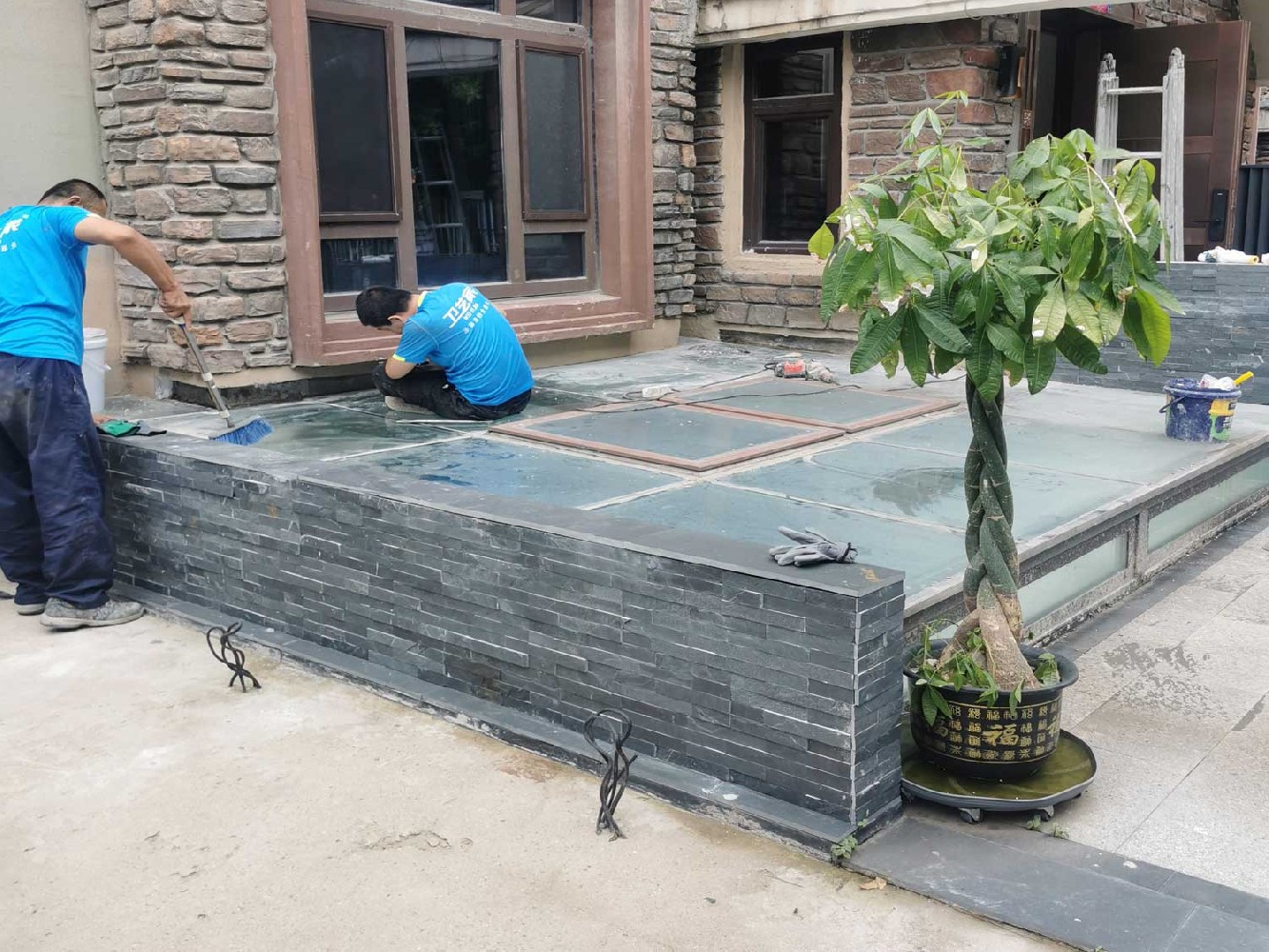 锦州阳光房漏水维修